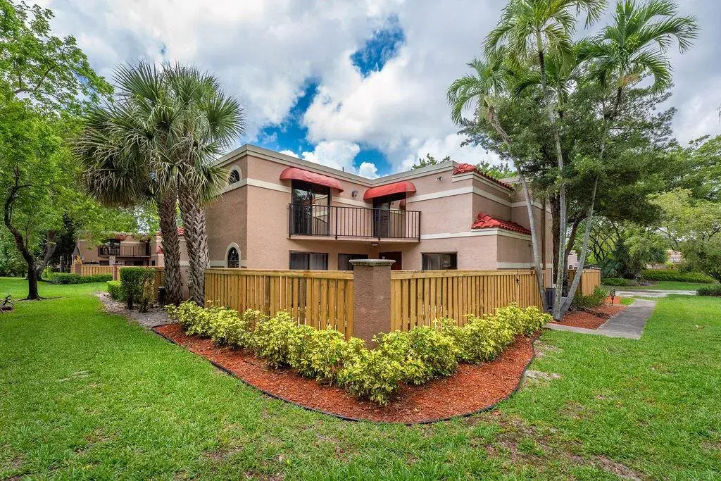 3 bedroom 2 bath Residential for sale at 8050 Severn Drive # C, Boca Raton FL 33433