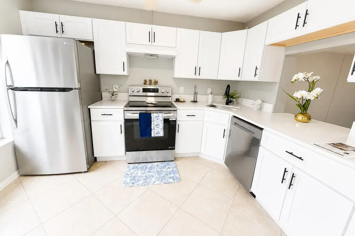 222 Foxtail Drive, FL 33415