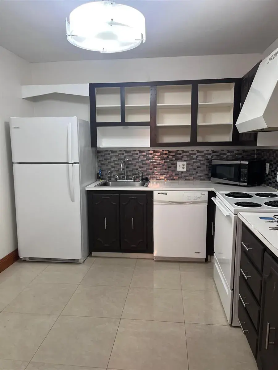 2851 NE 183rd Street, Aventura FL 33160