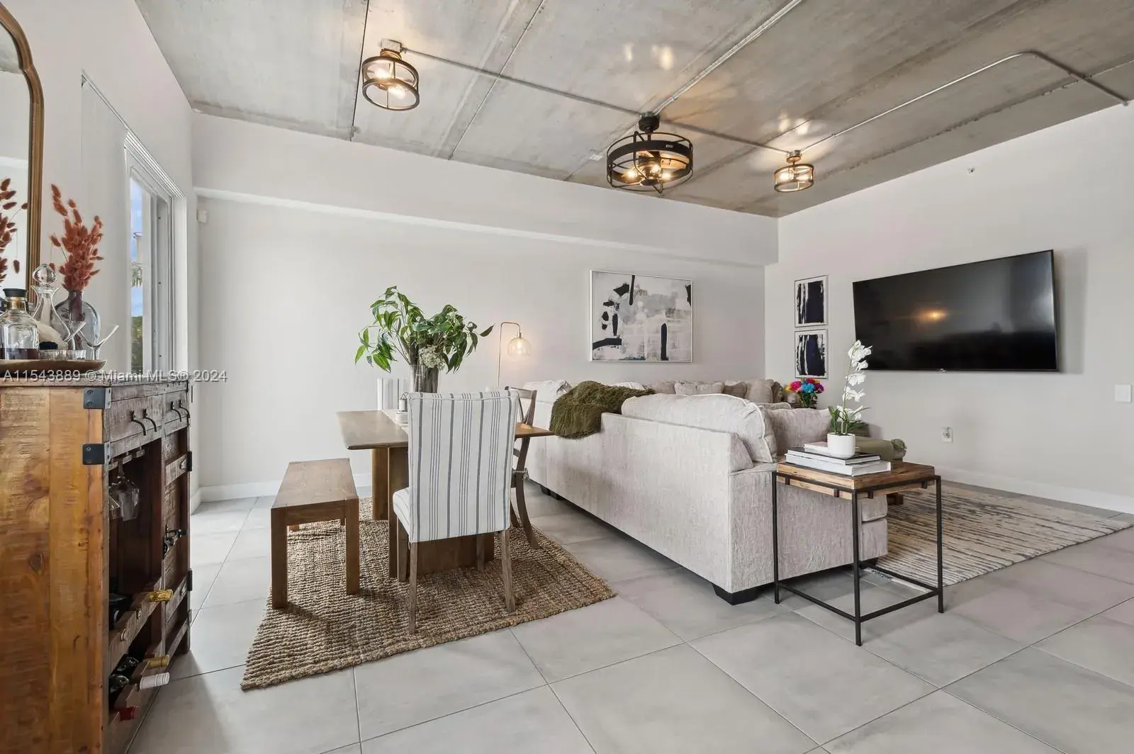 111 SE 2nd Street # 201, Delray Beach FL 33444
