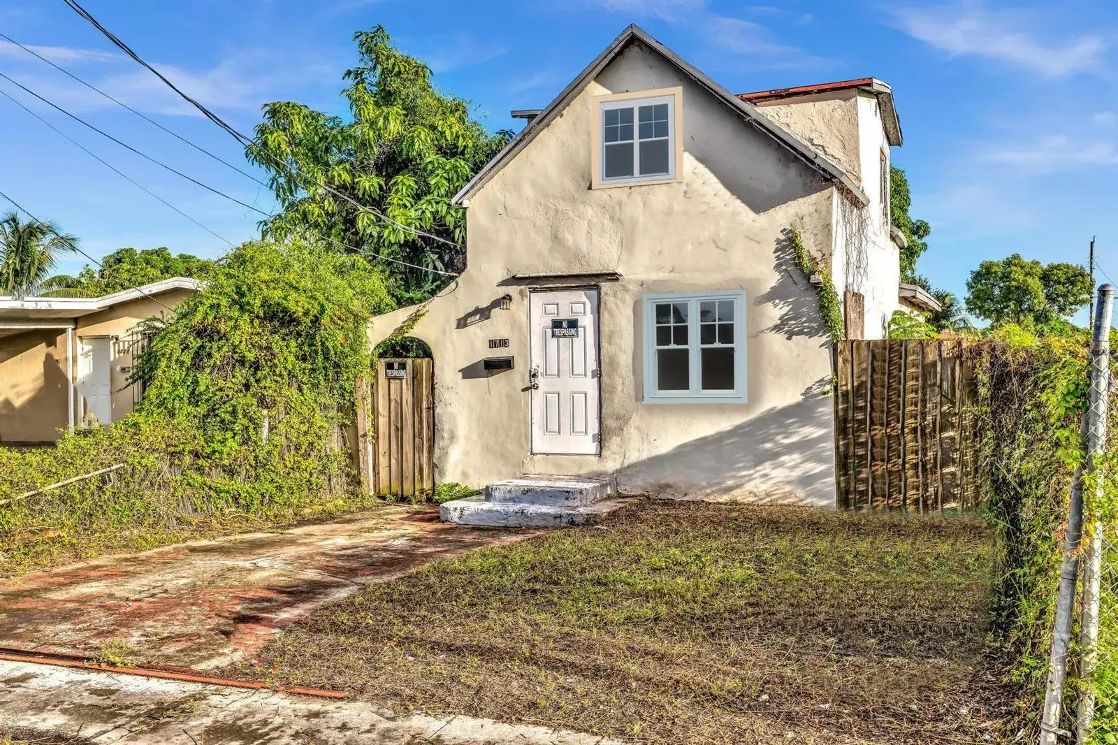 1713 NW 76th Terrace, Miami FL 33147
