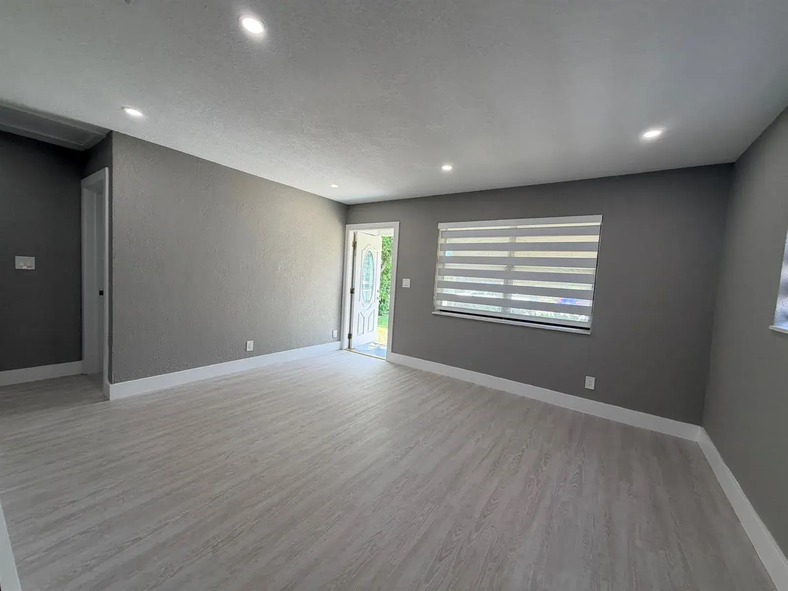 827 Franklin Road, West Palm Beach FL 33405