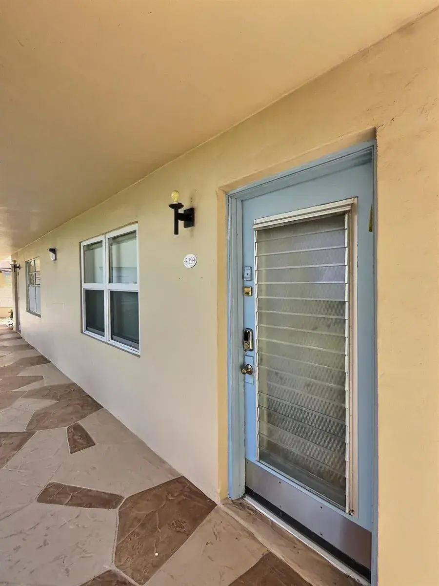 199 E Burgundy E, Delray Beach FL 33484