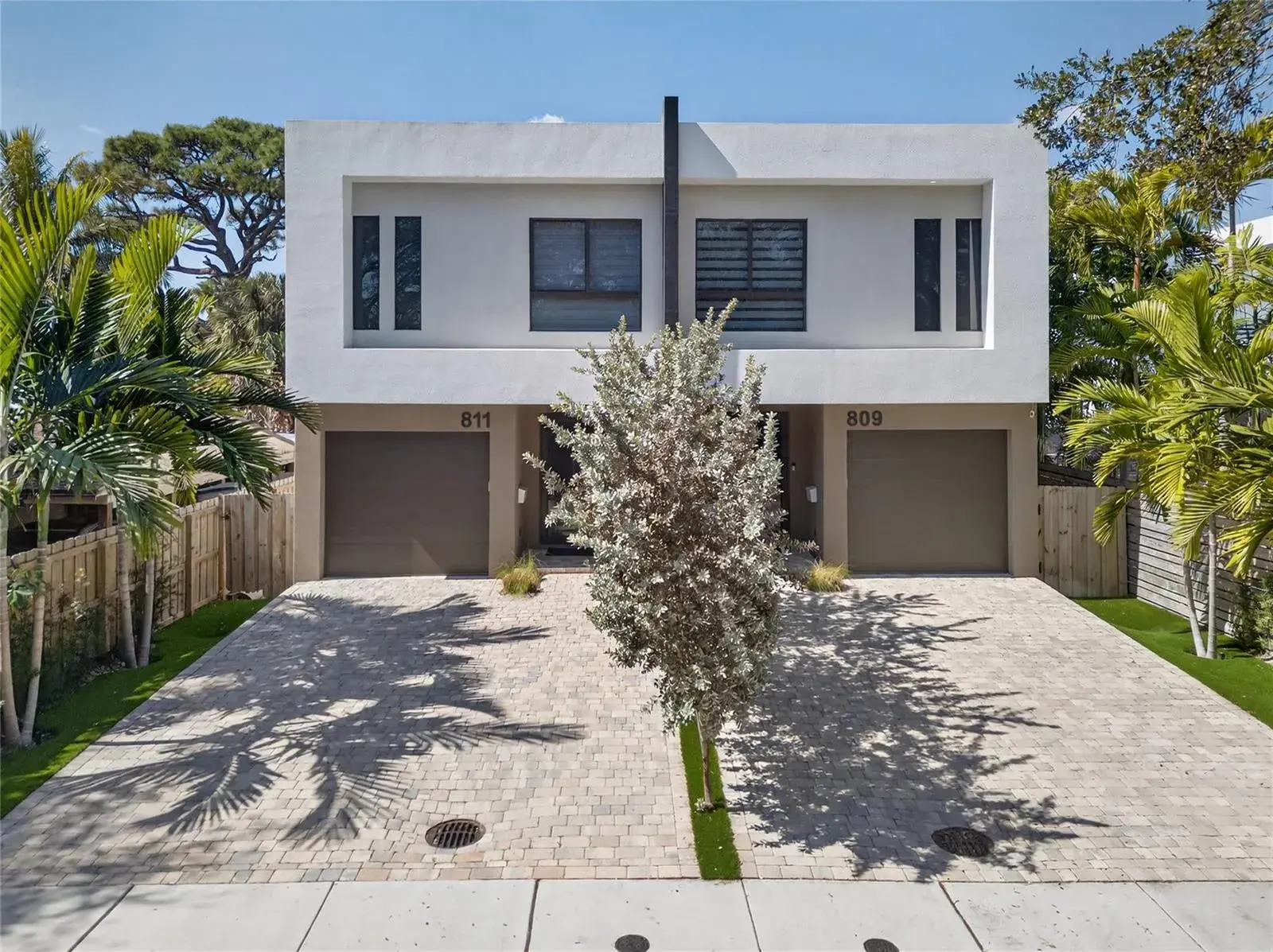 811 SW 10th Terrace, Fort Lauderdale FL 33315