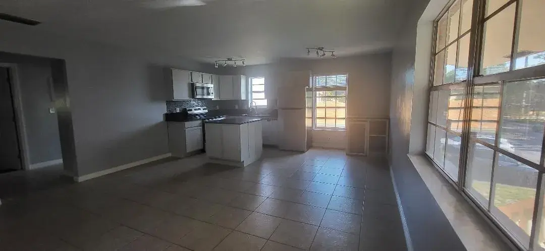 5240 NE 14th Way, Fort Lauderdale FL 33334
