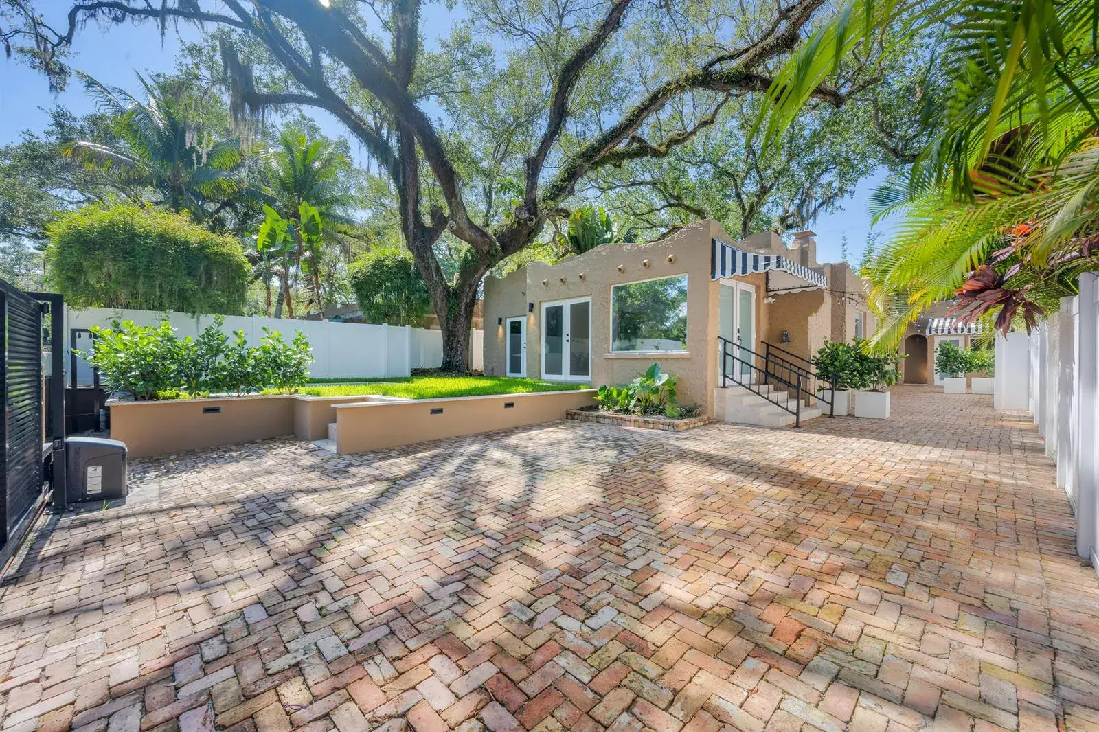 1612 SE 2nd Street, Fort Lauderdale FL 33301