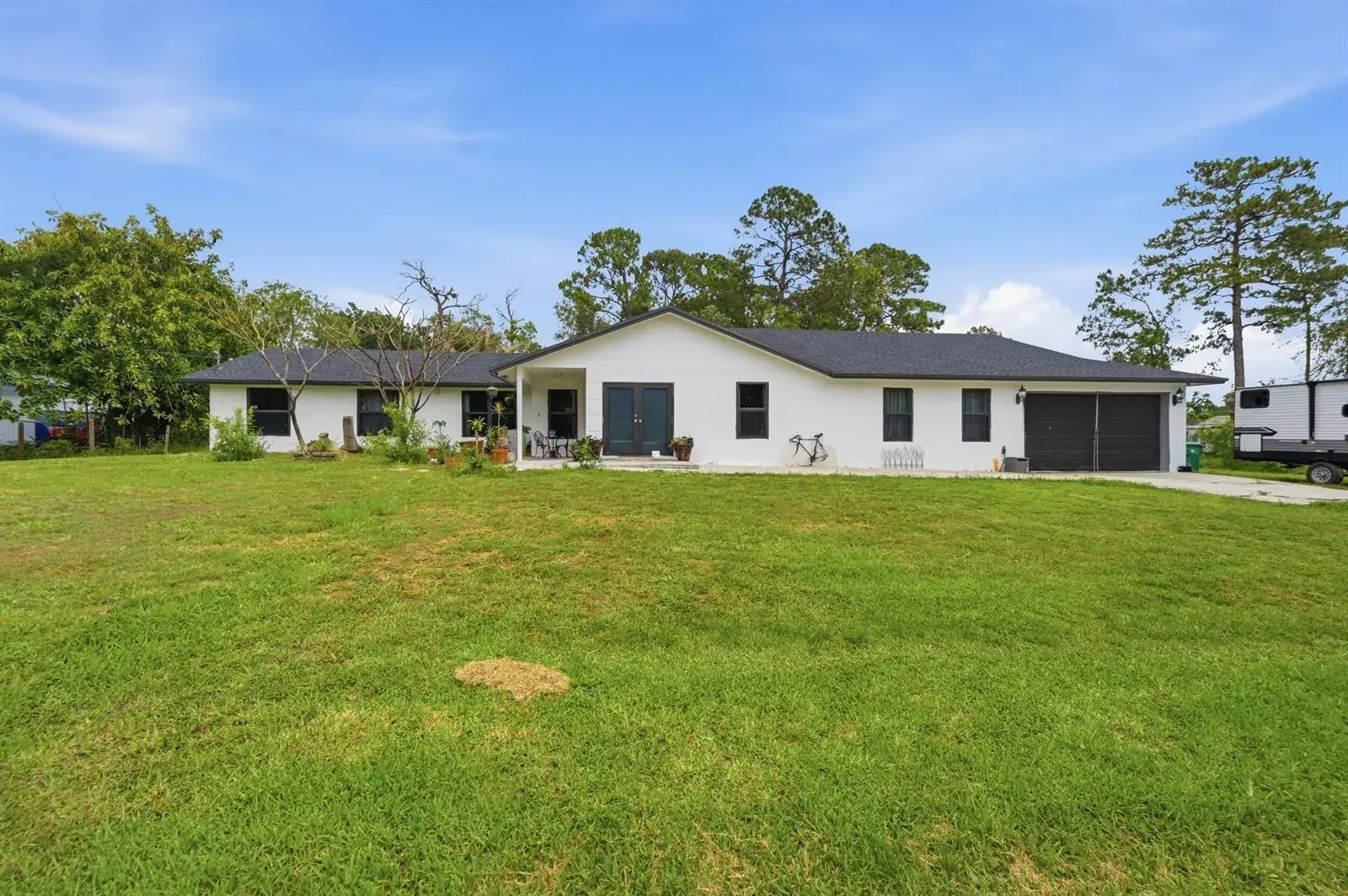 11823 N 67th Pl Place N, FL 33412