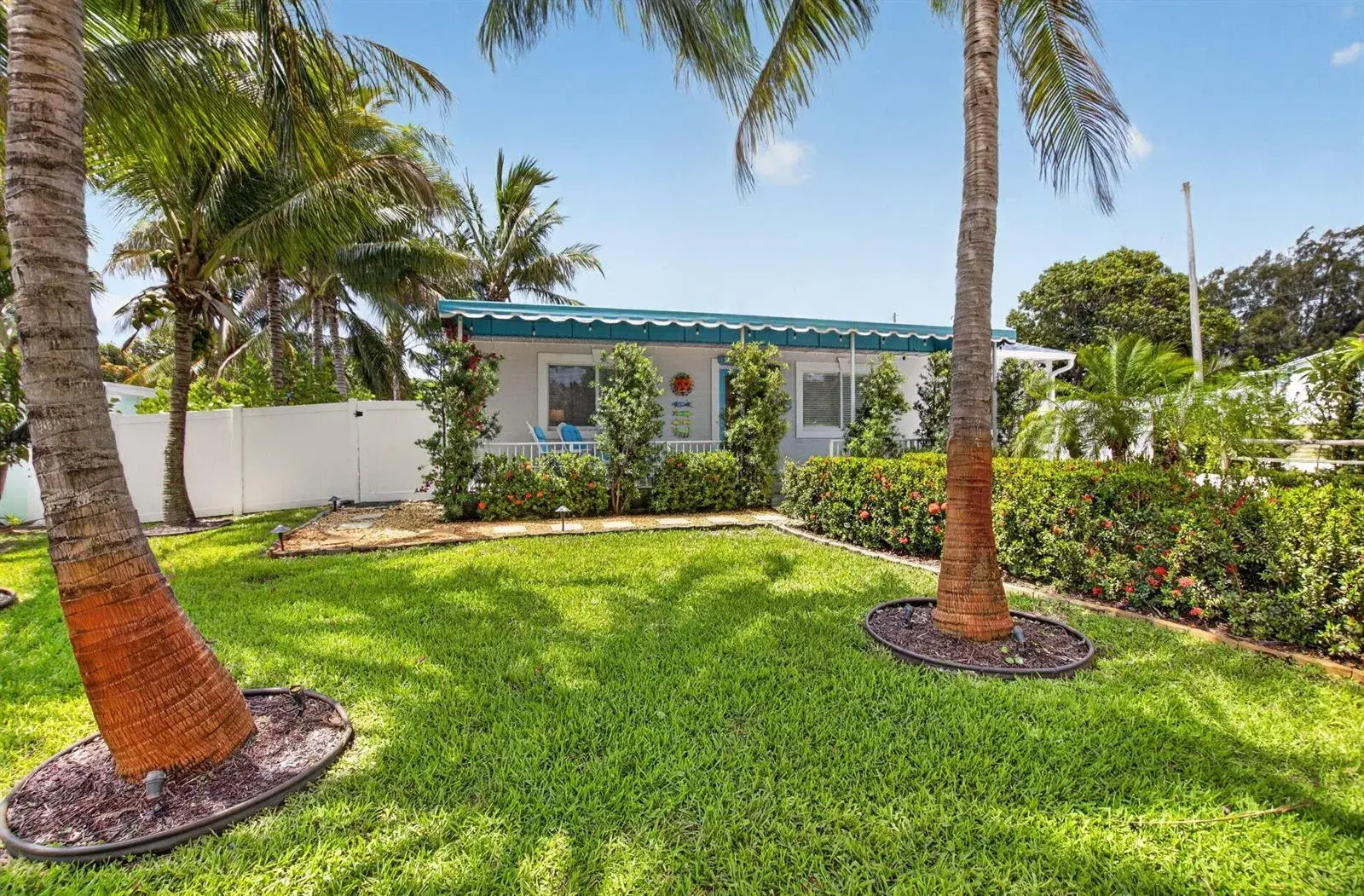 468 W Ocean Avenue, Boynton Beach FL 33435