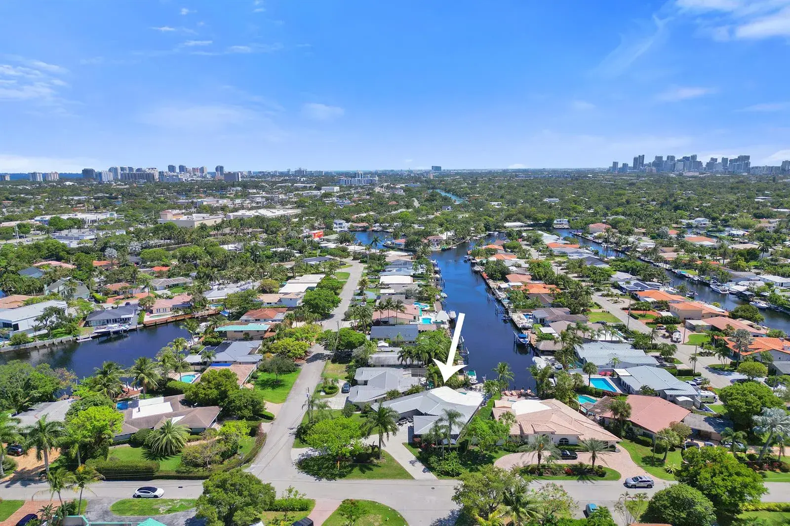 1916 NE 24th Street, Wilton Manors FL 33305