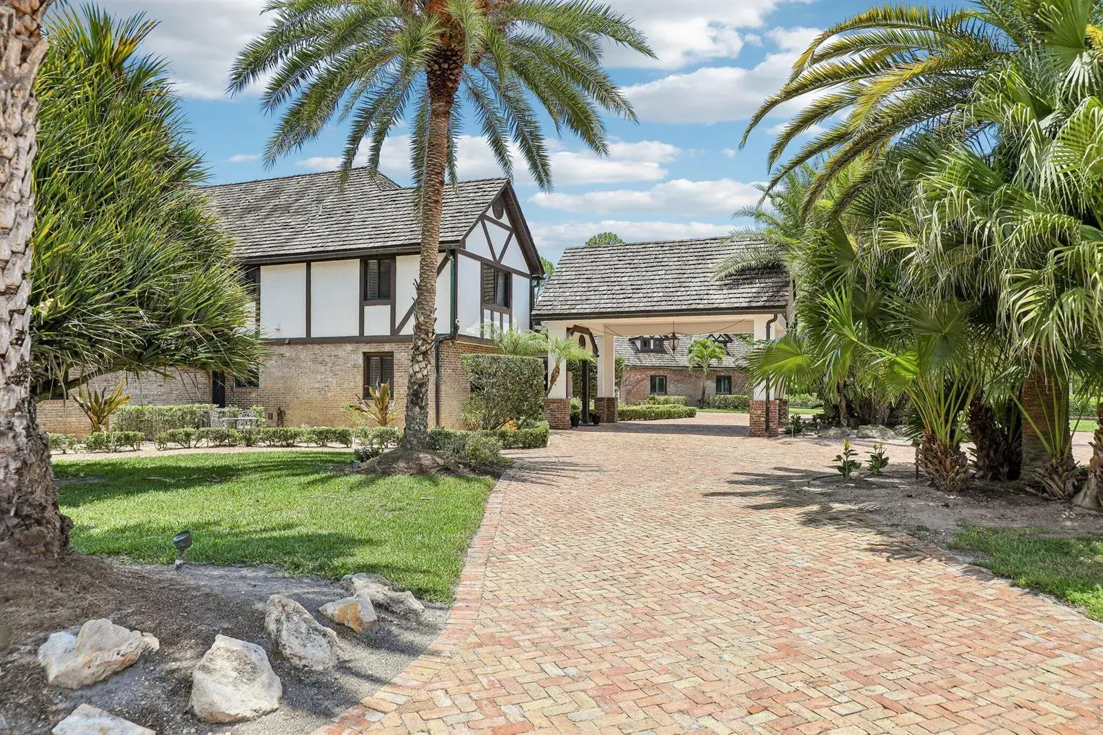 14900 Stirrup Lane, Wellington FL 33414