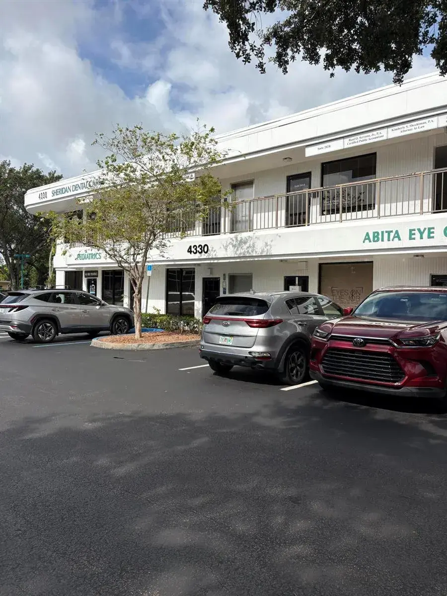 4330 Sheridan Street # 201b, Hollywood FL 33021