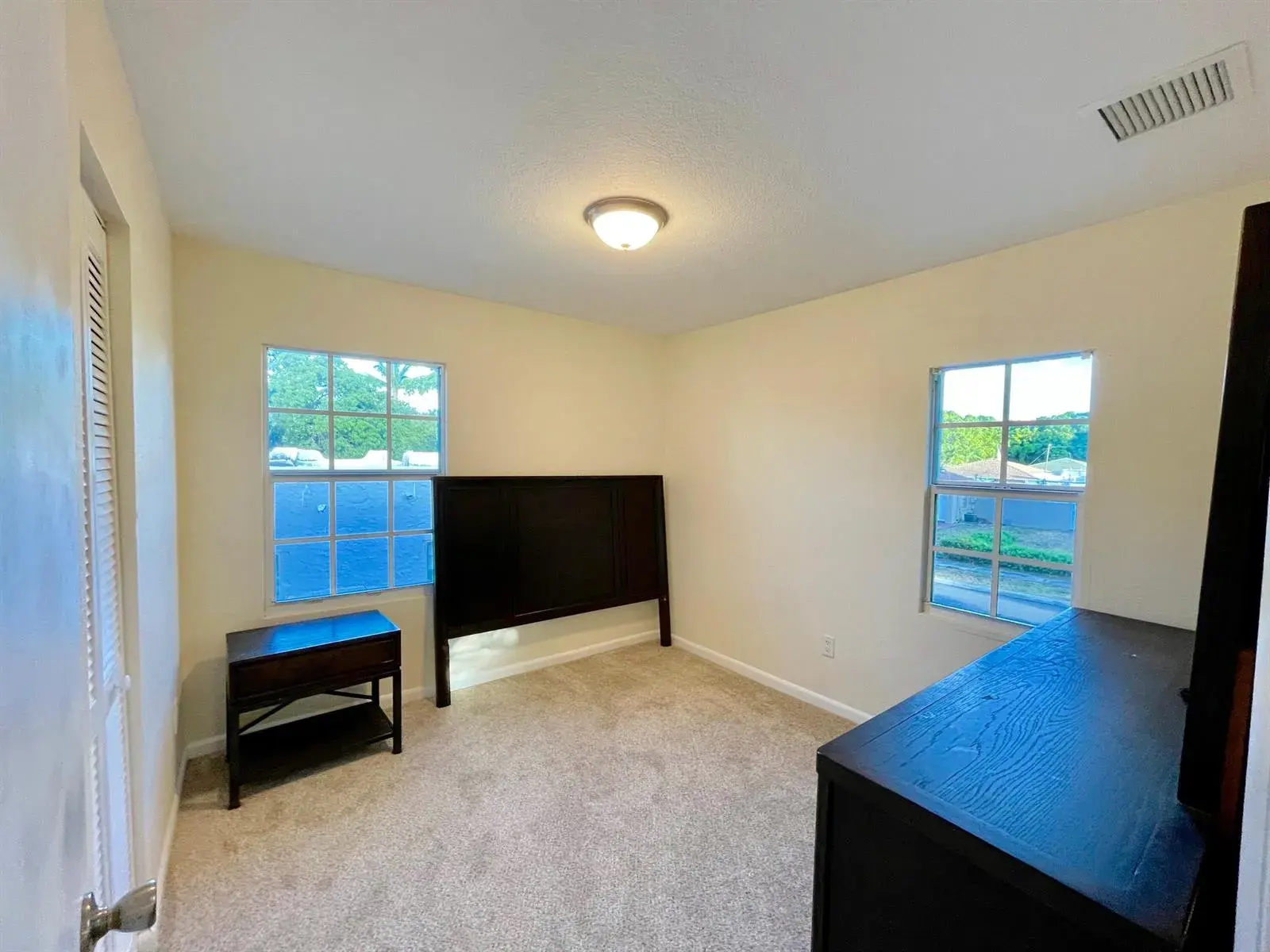 5555 Garden Avenue, West Palm Beach FL 33405
