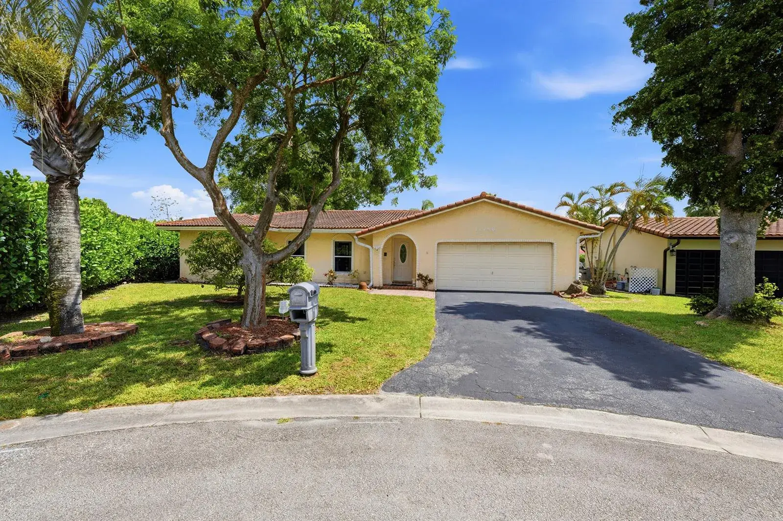 11748 NW 28th Street, Coral Springs FL 33065