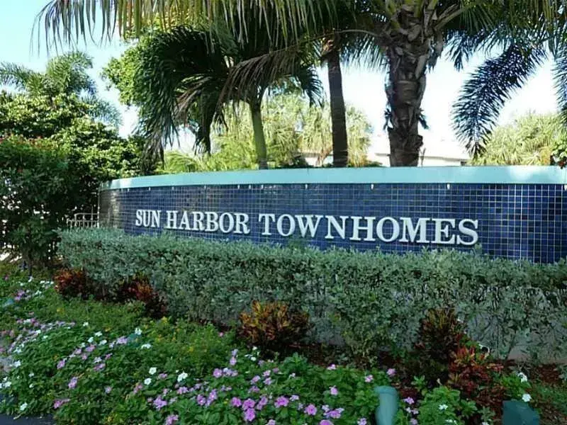 2879 NE 15th Street, Pompano Beach FL 33062 photo 2