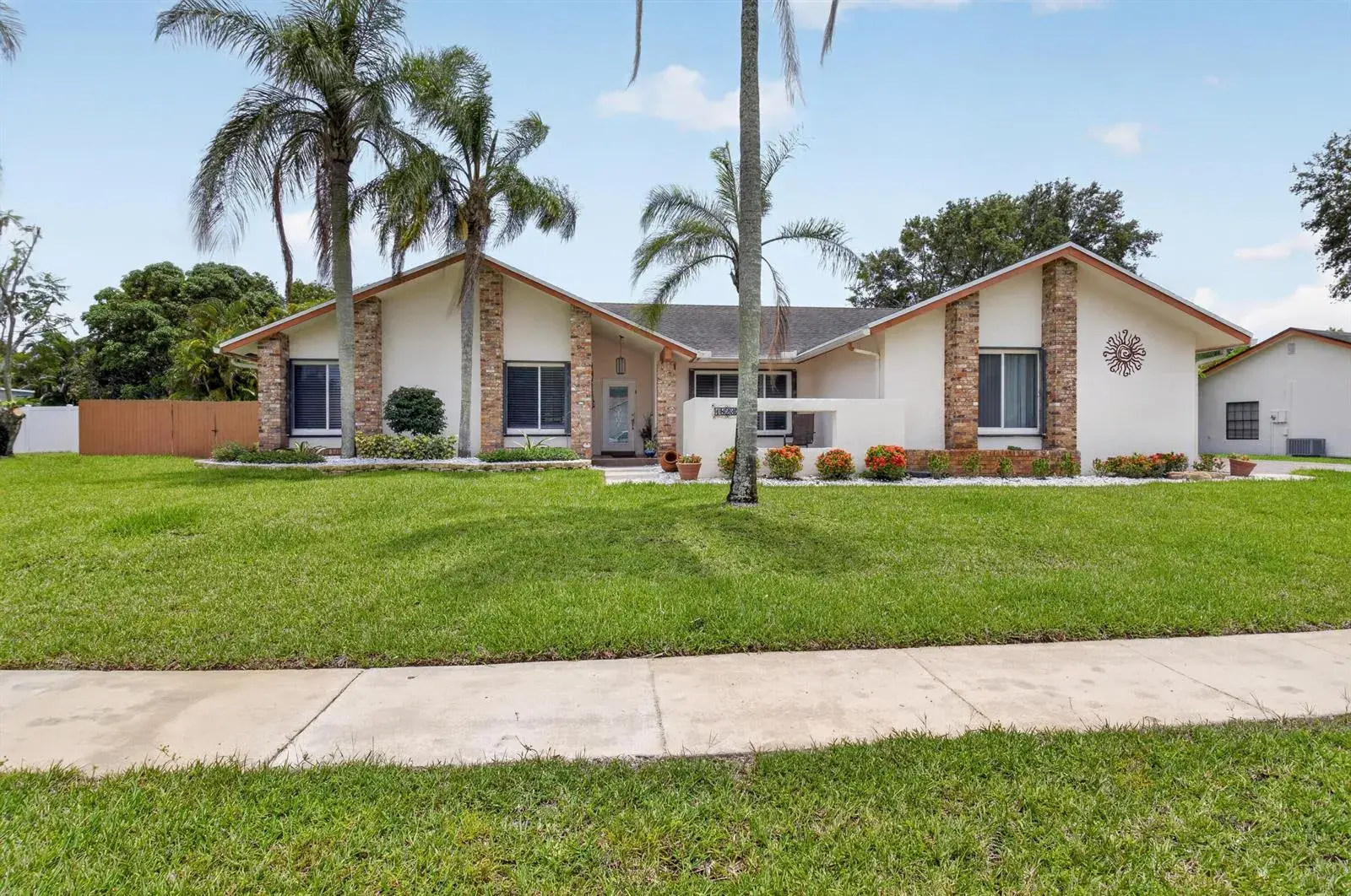 18232 104th Terrace S, Boca Raton FL 33498