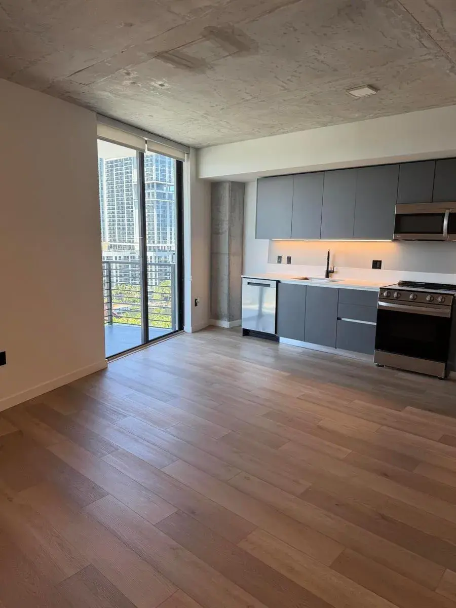 307 SW 5th, Fort Lauderdale FL 33315