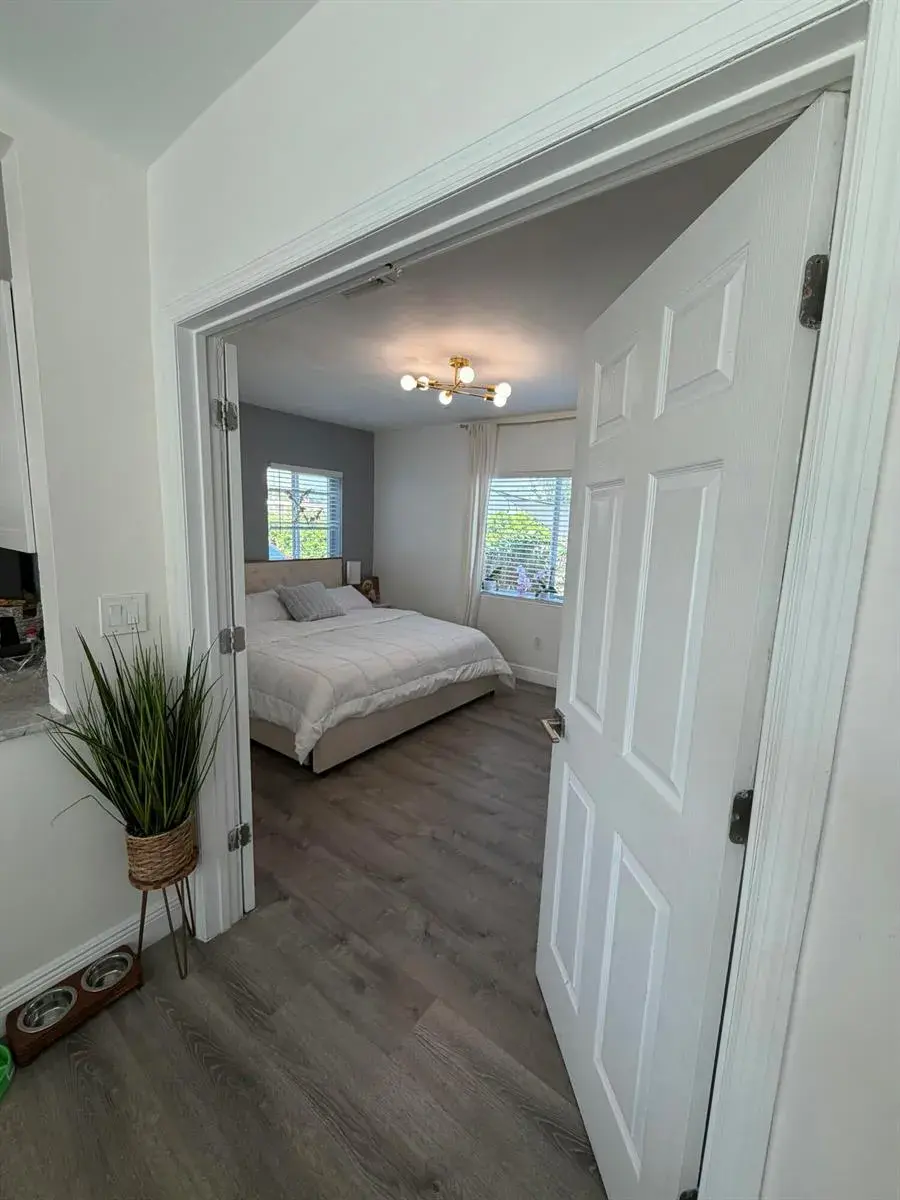 1830 Garfield Street, Hollywood FL 33020