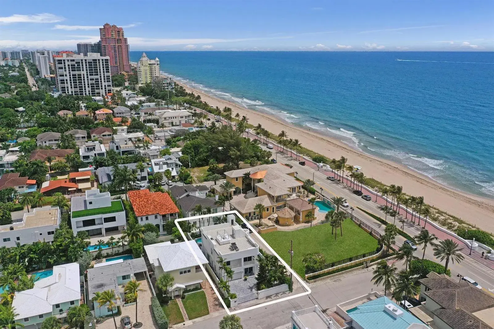 4 bedroom 3 bath for sale at 3329 NE 16th Court, Fort Lauderdale FL 33305