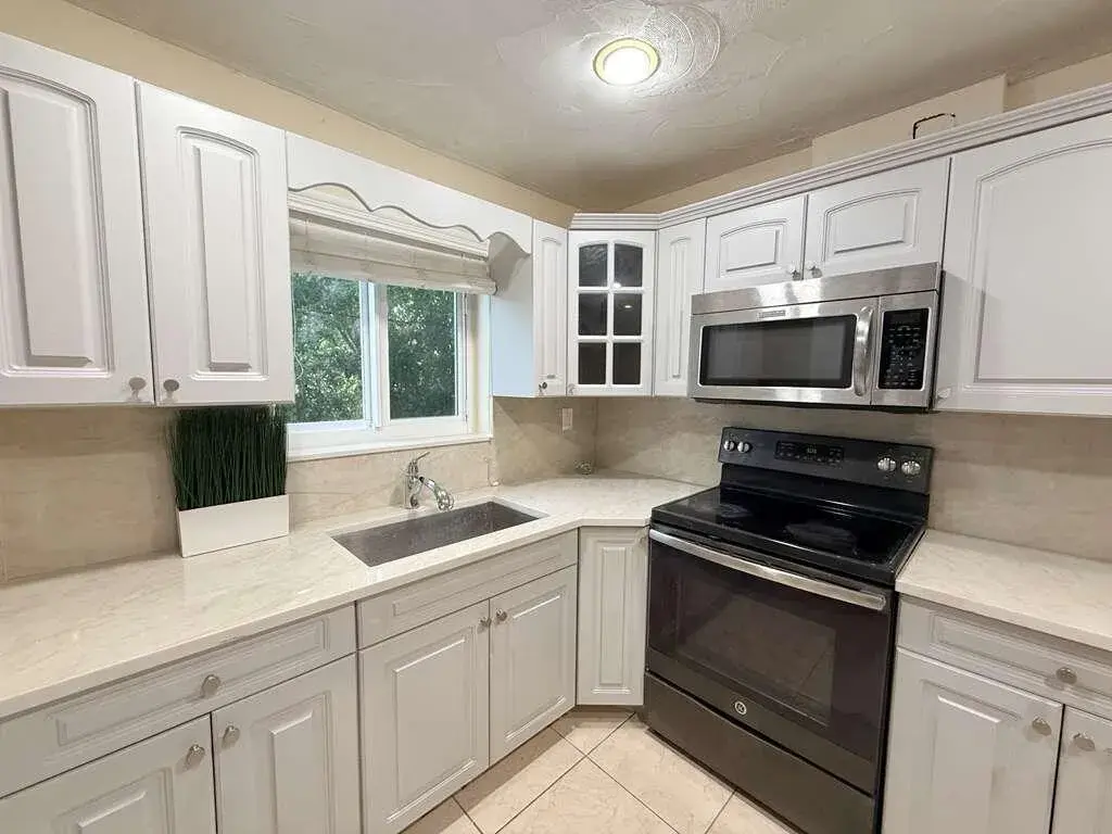 2210 Taylor Street # 207, Hollywood FL 33020