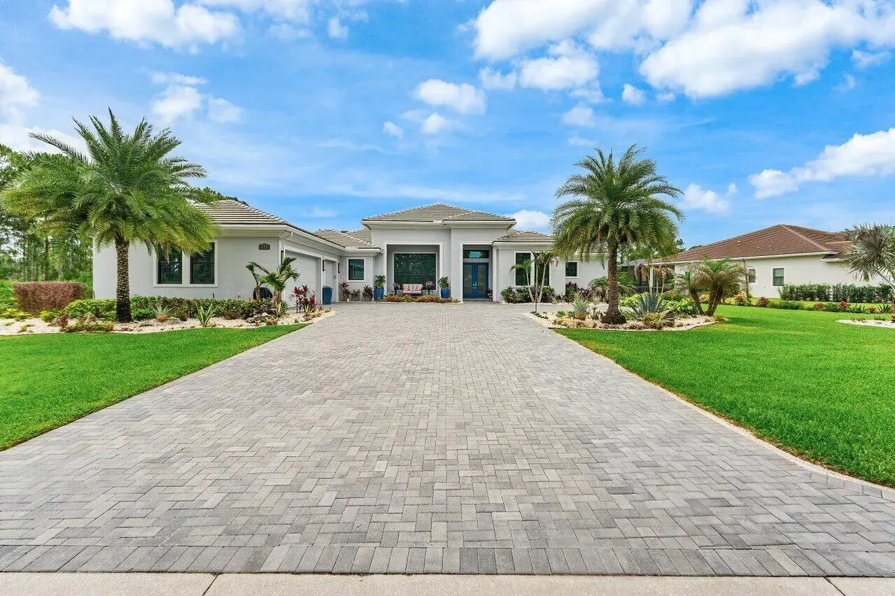 4 bedroom 4 bath Residential for sale at 2893 SW Goldenglow Drive, Palm City FL 34990