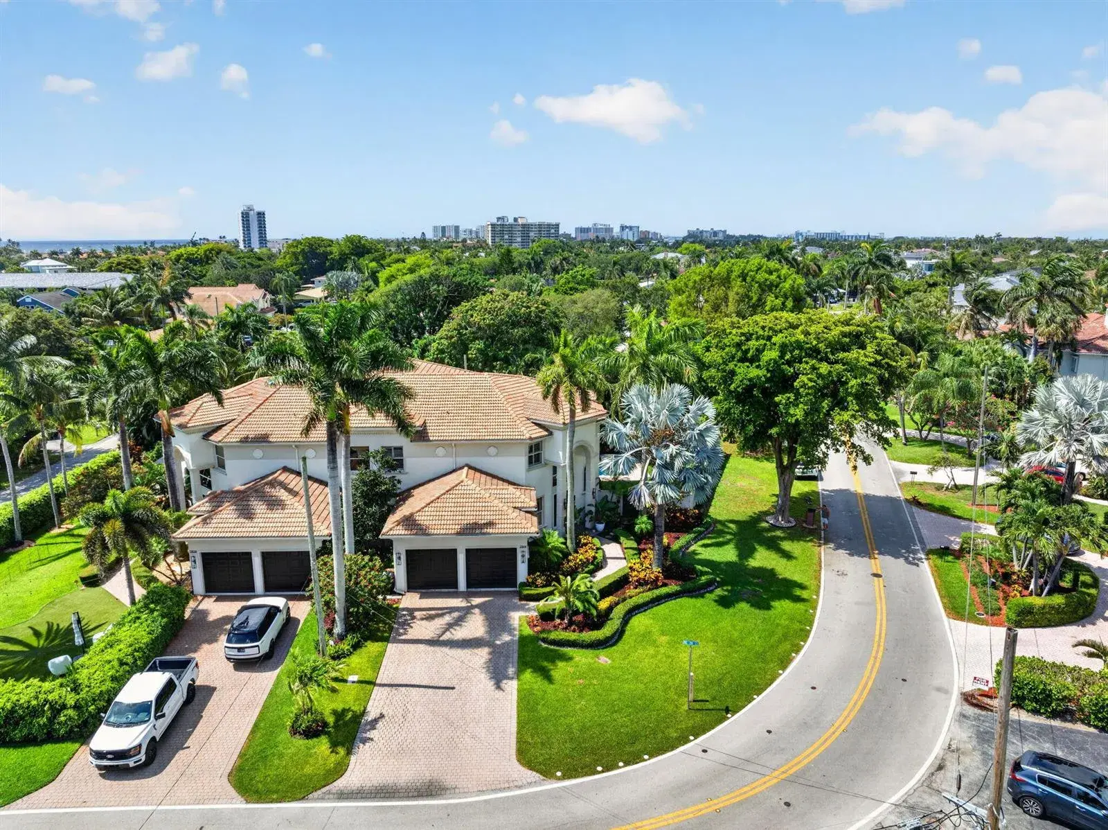 4 bedroom 3 bath Residential for sale at 2844 NE 26th Avenue, Lighthouse Point FL 33064