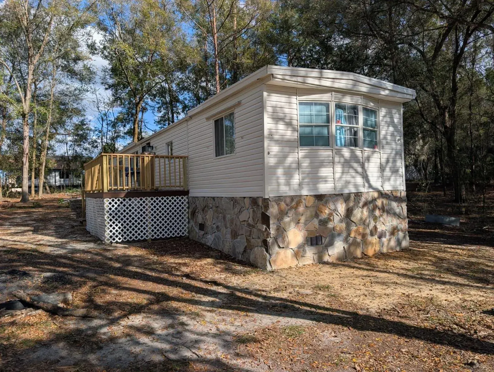 2 bedroom 2 bath Residential for sale at 134 John Street, FL 32640