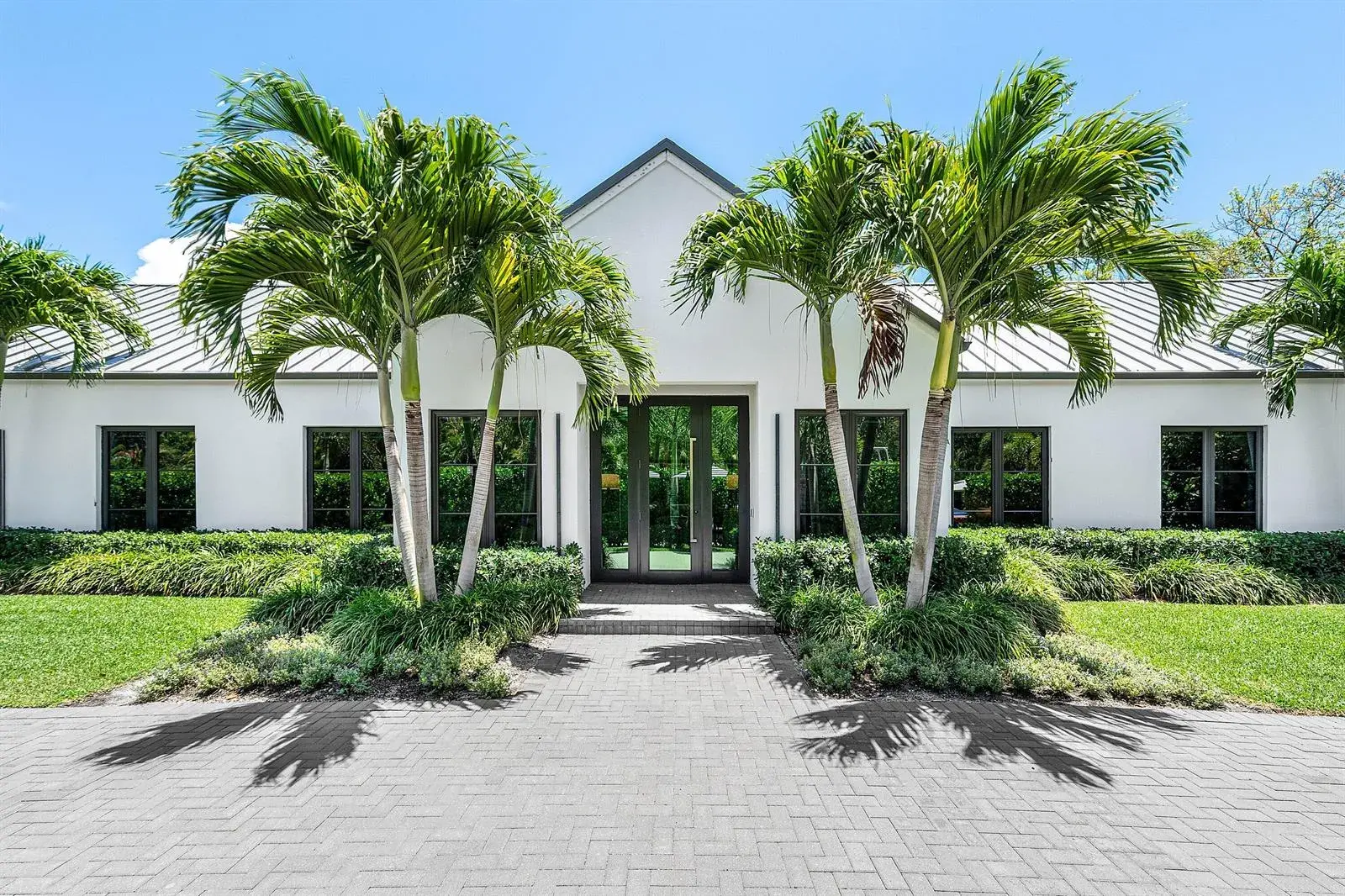 1275 N Swinton Avenue, Delray Beach FL 33444