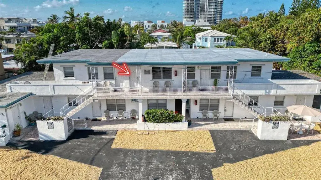 323 Elm Street # 7, Hollywood FL 33019