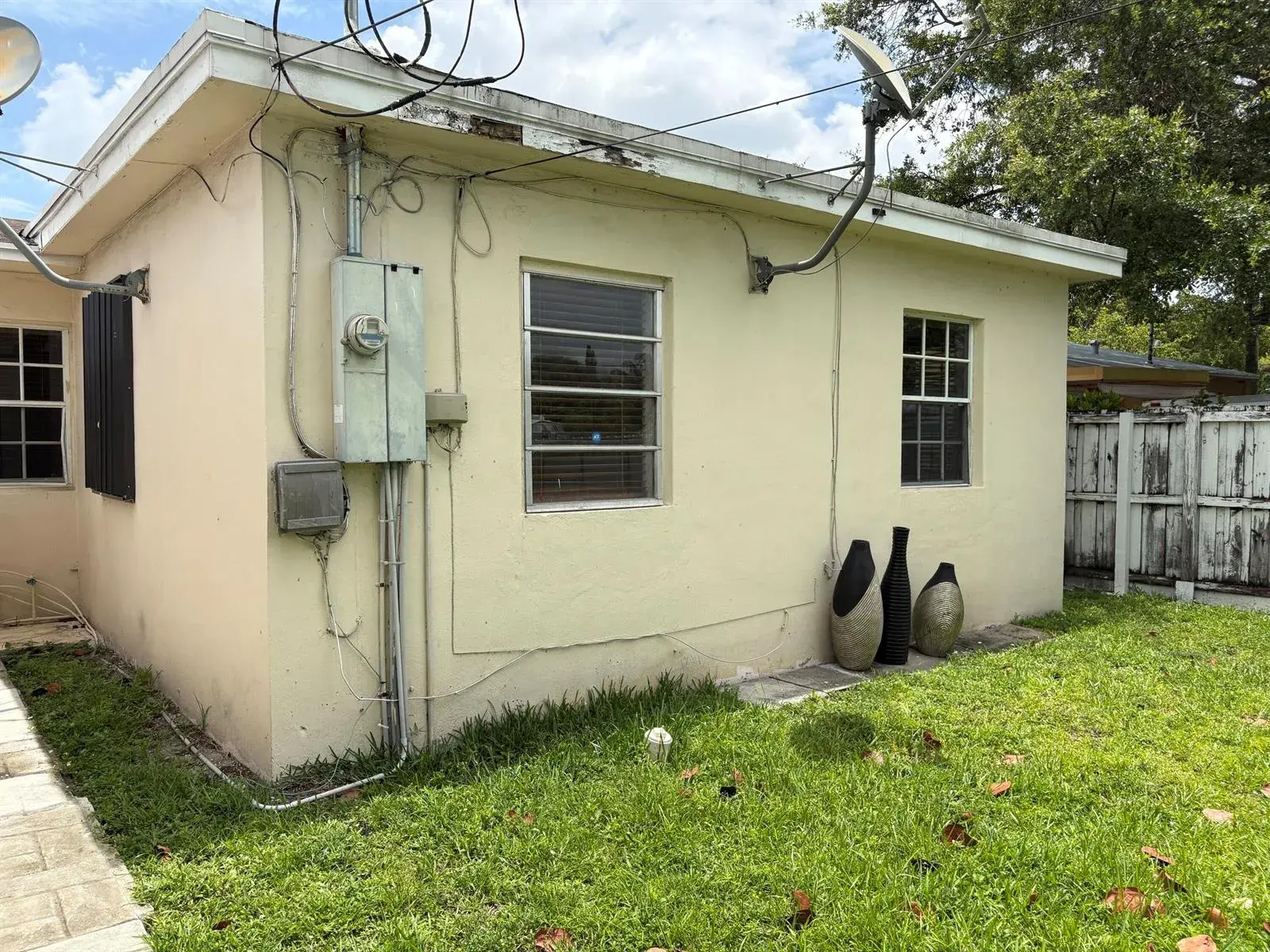 706 Glenn Parkway, Hollywood FL 33021