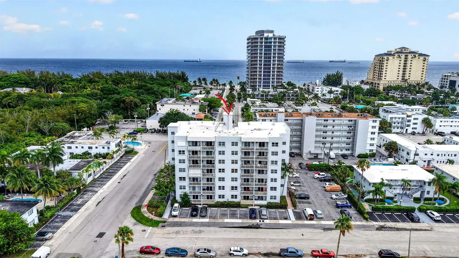 1 bedroom 1 bath Residential for sale at 720 Orton Avenue # 704, Fort Lauderdale FL 33304