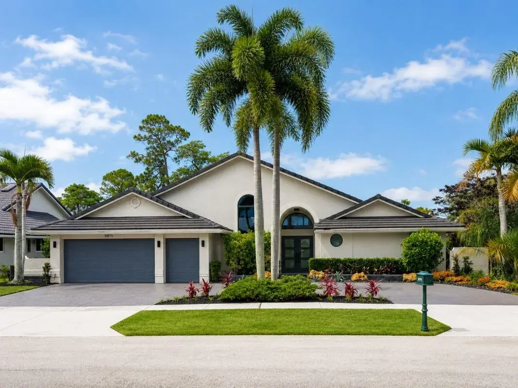 3 bedroom 3 bath Residential for sale at 10875 Boca Woods Lane, Boca Raton FL 33428