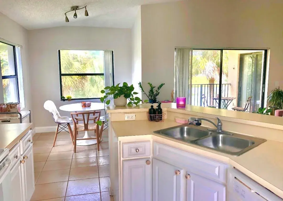 9999 Summerbreeze Drive # 512, Sunrise FL 33322