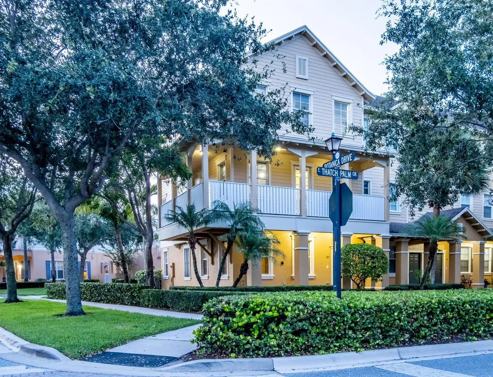103 E Thatch Palm Circle, Jupiter FL 33458