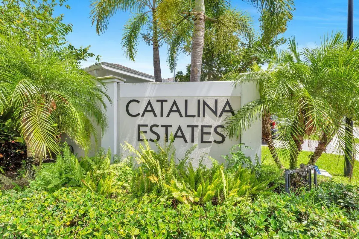 4506 Catalina Way, FL 33463