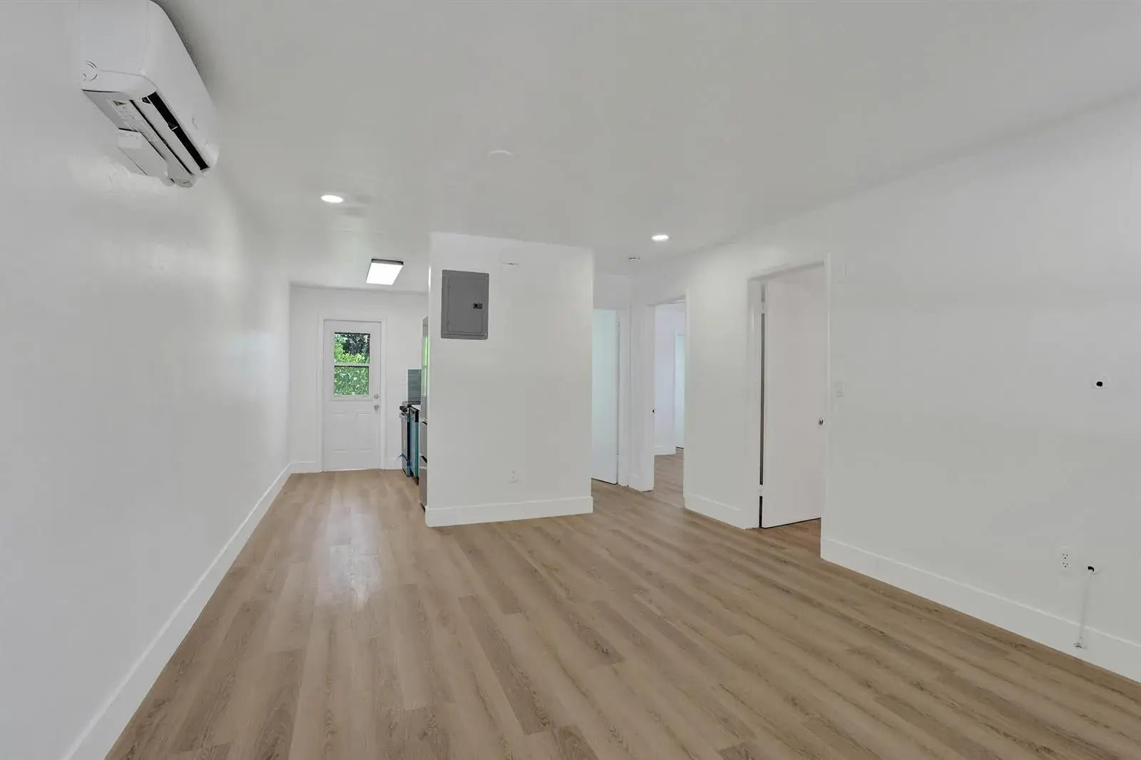 2018 NE 15th Street, Fort Lauderdale FL 33304