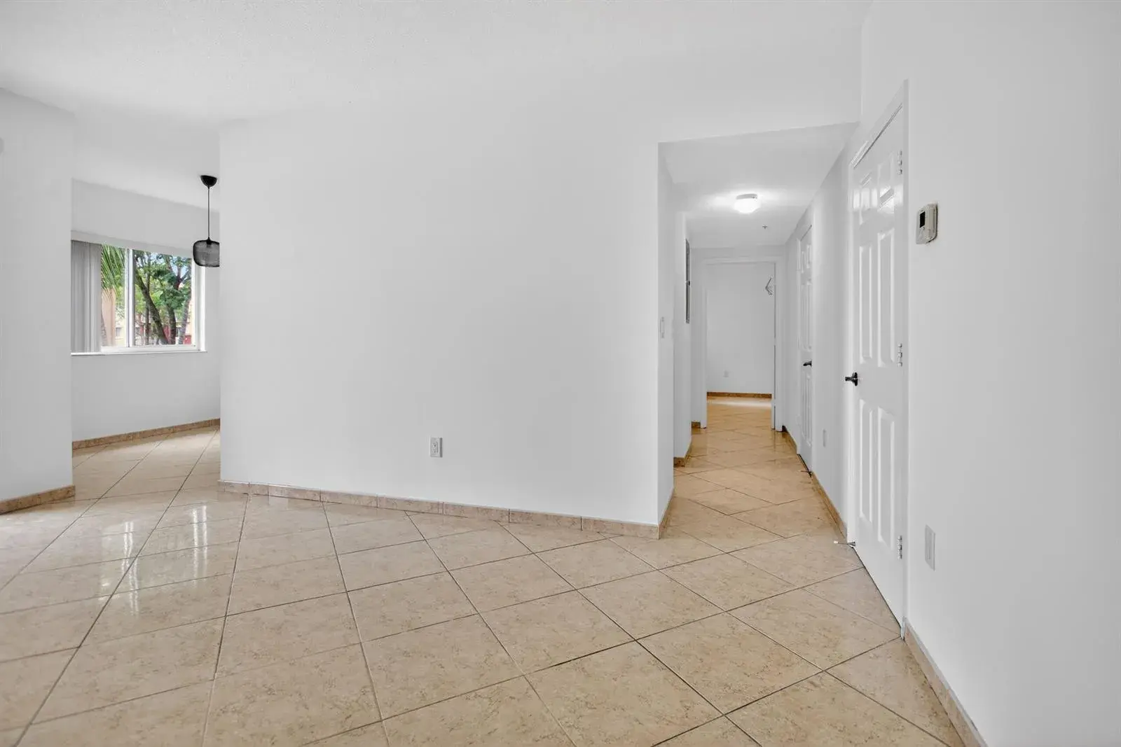 3 bedroom 2 bath Residential Lease for rent at 7085 Nova Drive # 232, Davie FL 33317