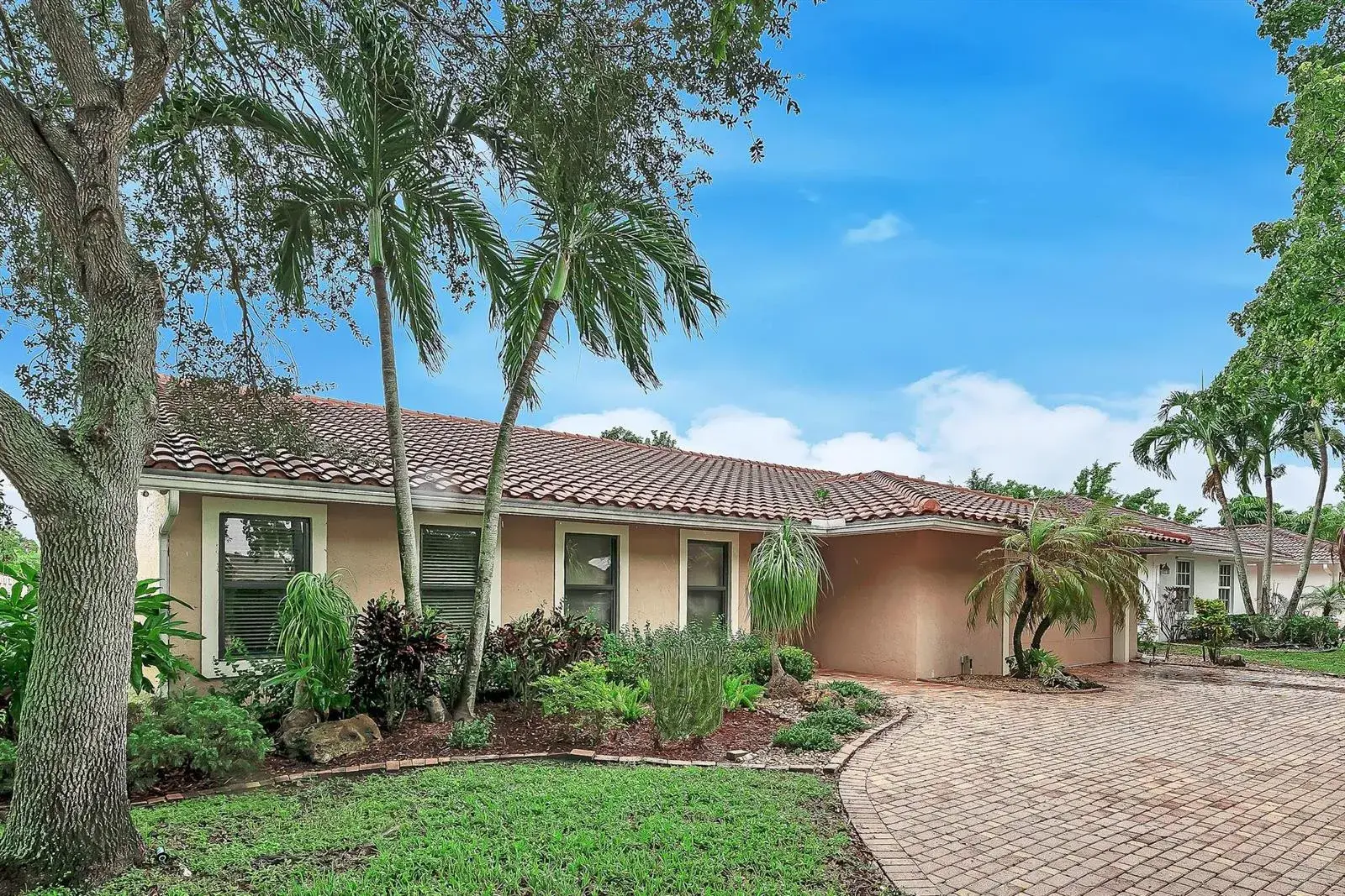 303 NW 105th Terrace, Coral Springs FL 33071