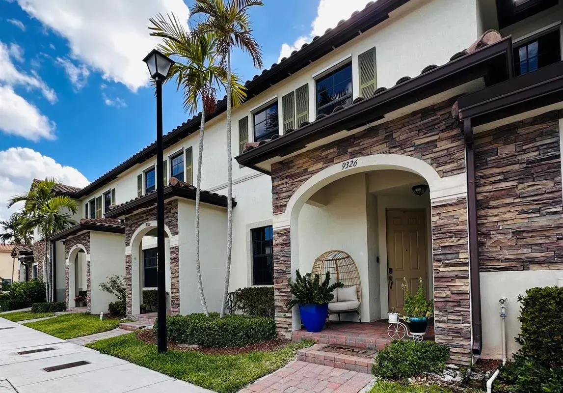 9326 W 33rd Lane, Hialeah FL 33018