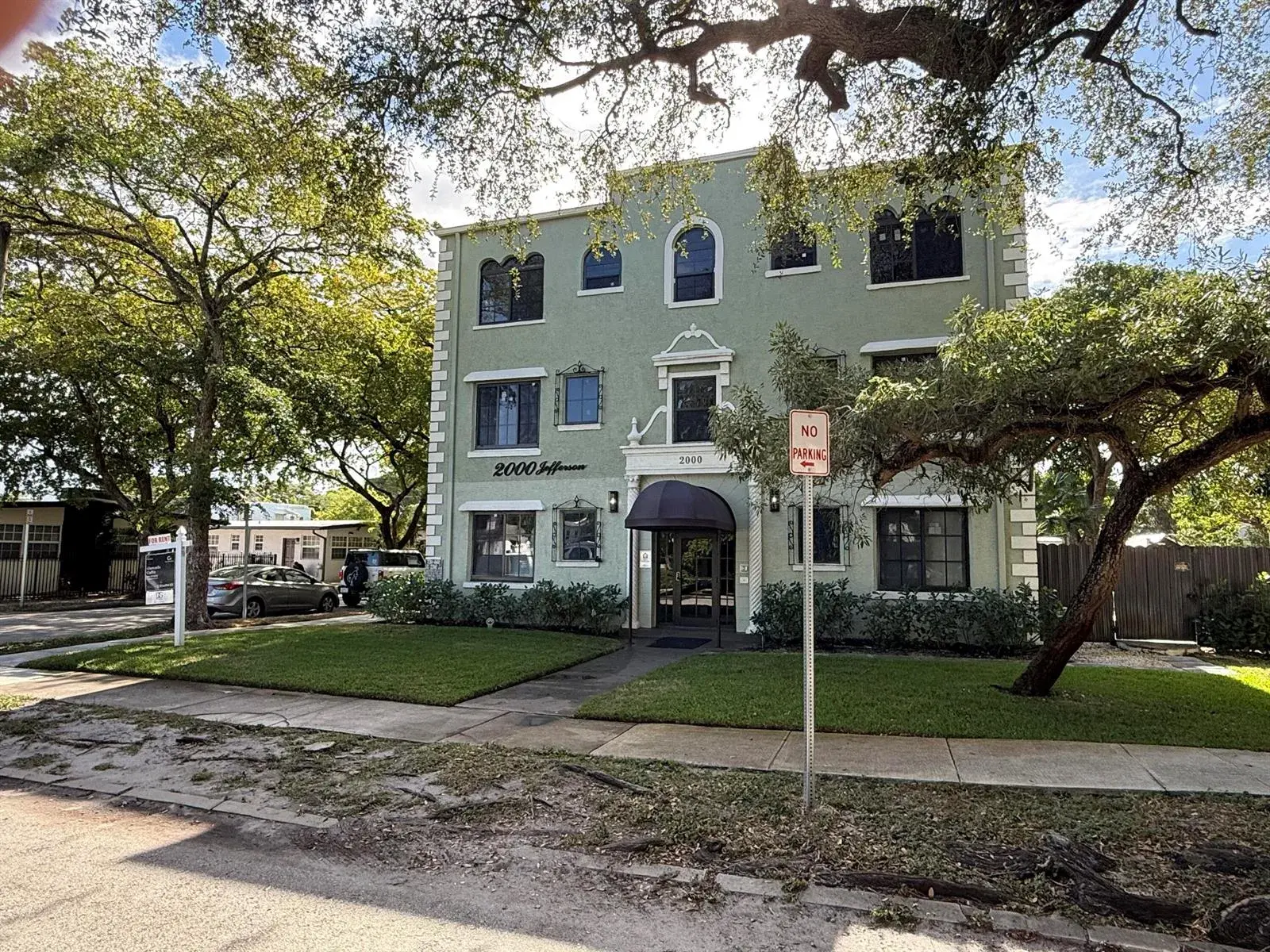 2000 Jefferson Street # 15, Hollywood FL 33020