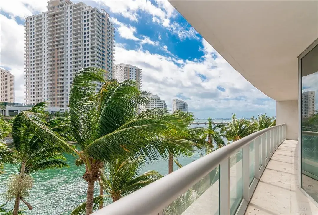 465 Brickell Avenue # 419, Miami FL 33131
