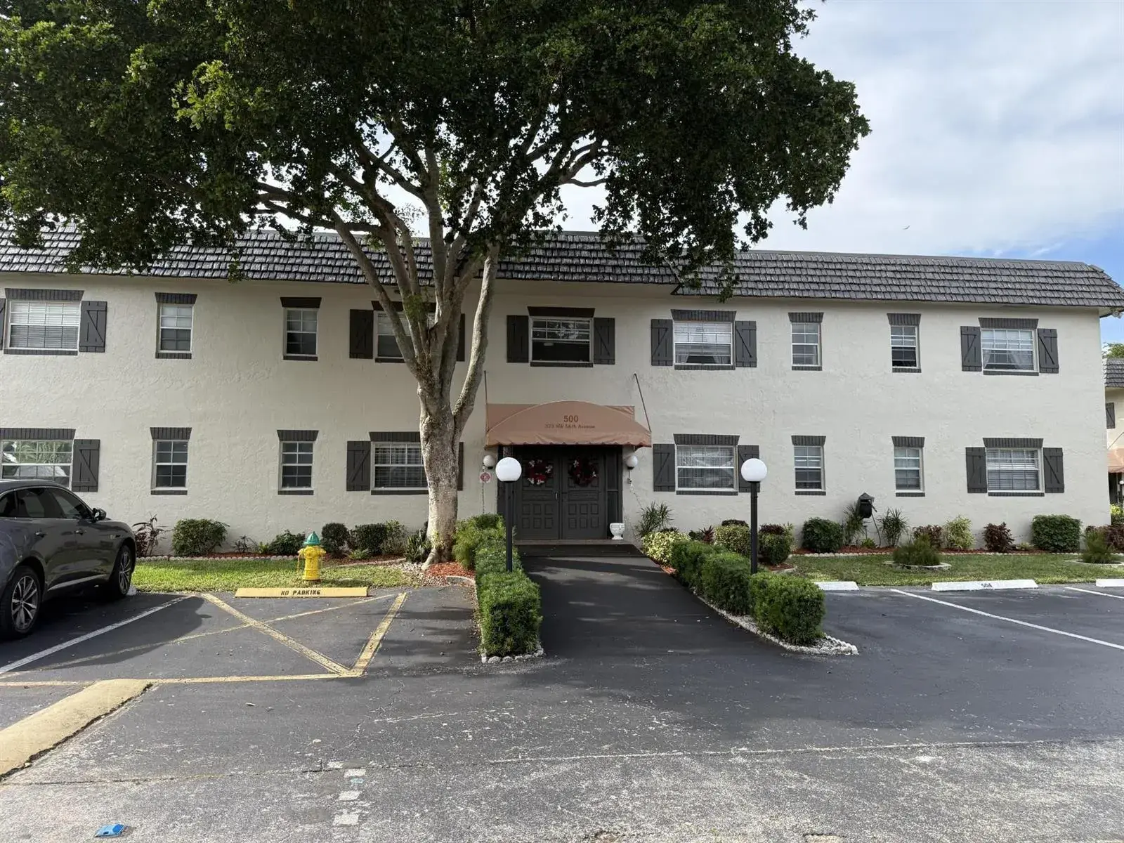 2 bedroom 2 bath Residential for sale at 375 SW 56th Avenue # 116, Margate FL 33068