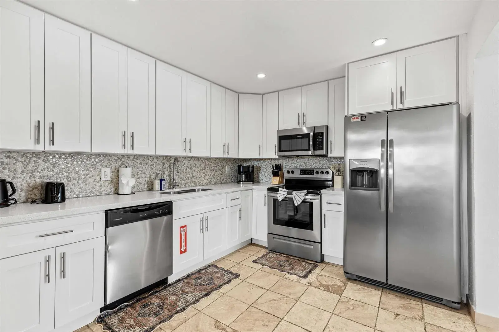 1812 SW 9th Street, Fort Lauderdale FL 33312