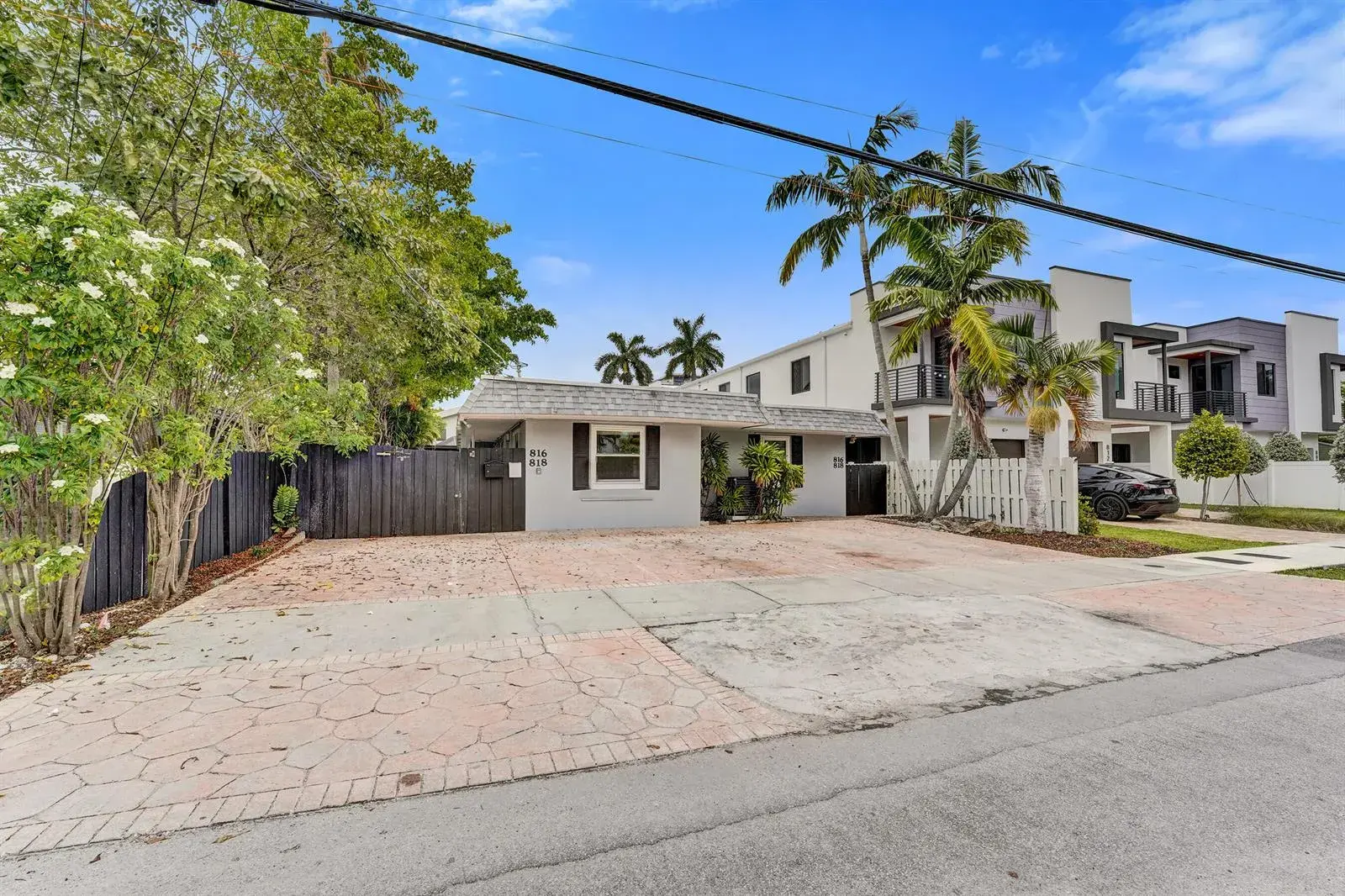 816 SE 12th Street, Fort Lauderdale FL 33316