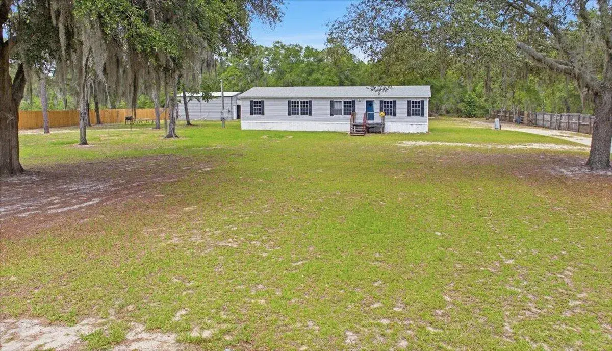 4 bedroom 2 bath Residential for sale at 194 Keuka Road, FL 32148