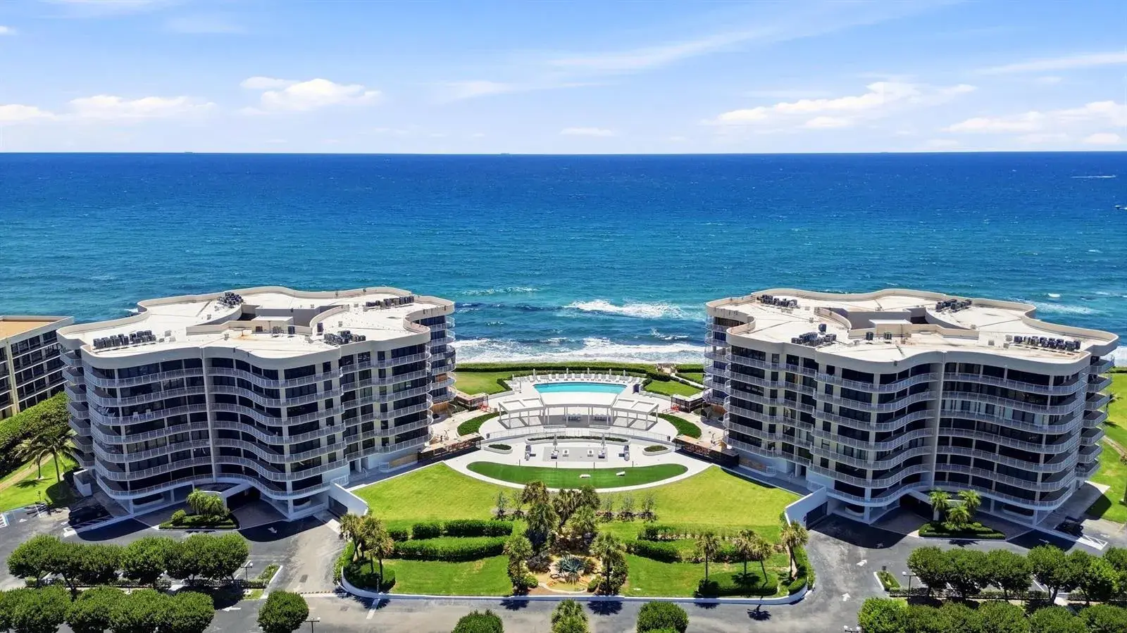 3 bedroom 2 bath Residential for sale at 3400 S Ocean Boulevard, Palm Beach FL 33480