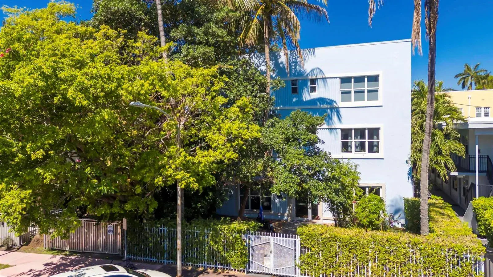 2 bedroom 2 bath for sale at 1342 Drexel Avenue # 206, Miami Beach FL 33139