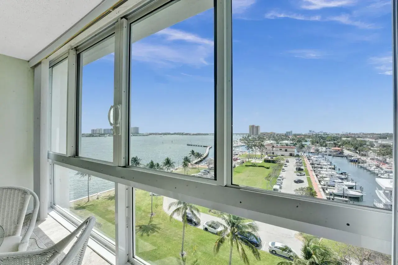 2 bedroom 2 bath Residential for sale at 301 Lake Shore Drive # 809, Lake Park FL 33403