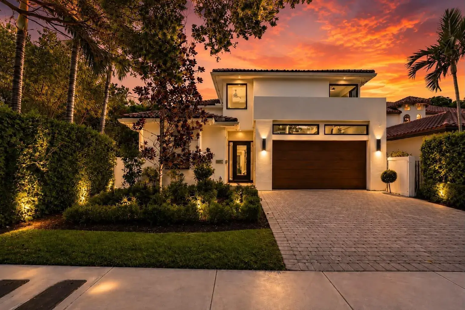 5 bedroom 5 bath for sale at 918 SE 8th Street, Fort Lauderdale FL 33316