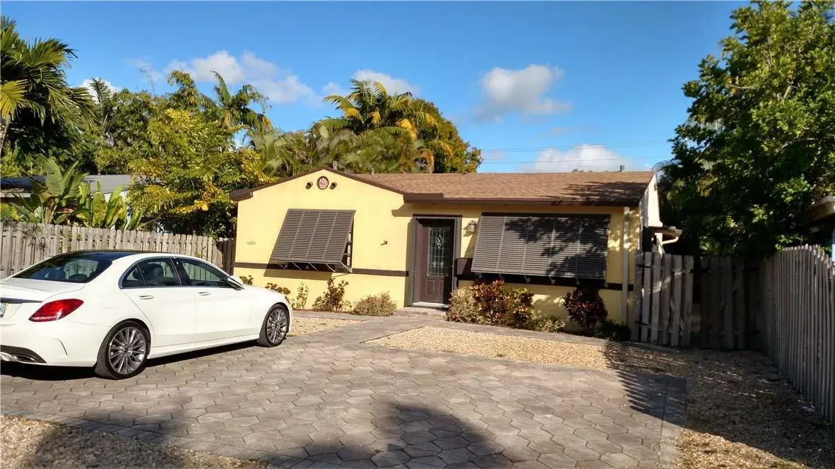3 bedroom 2 bath Residential Lease for rent at 1324 NE 16th Terrace, Fort Lauderdale FL 33334