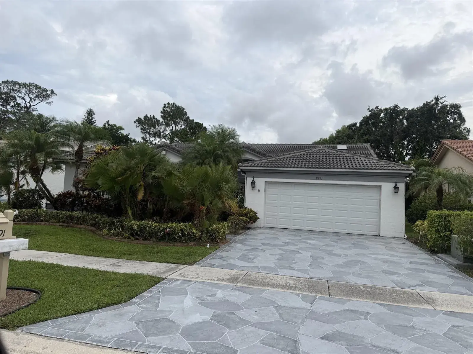3 bedroom 2 bath Residential for sale at 8291 Lake Cypress Road, Lake Worth FL 33467